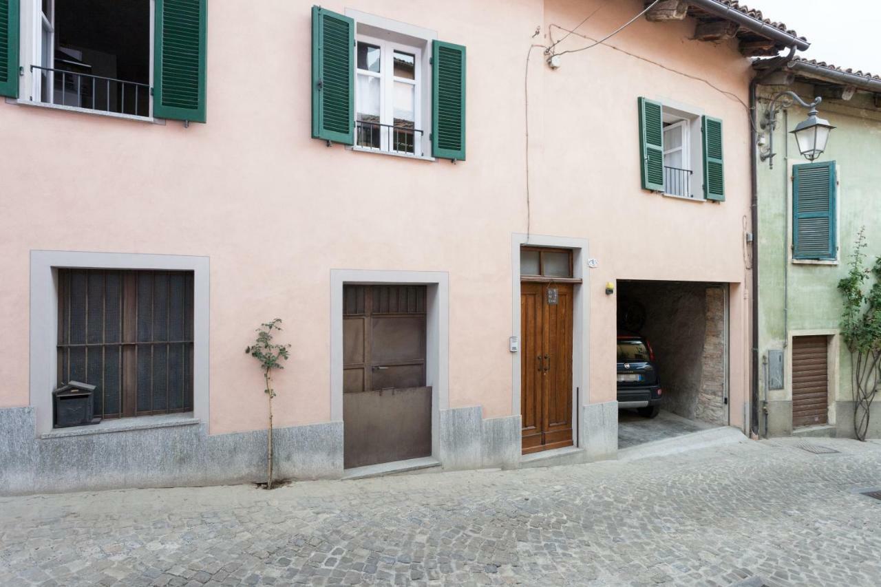 Cadelcivich - Monforte dʼAlba Buitenkant foto